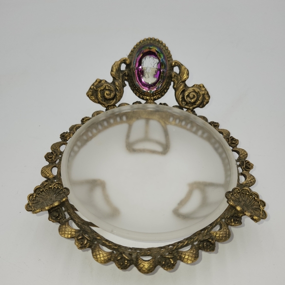 VINTAGE BRASS ORMOLU VANITY trinket Dish bowl frosted Glass CAMEO Guild Crest - Picture 3 of 13
